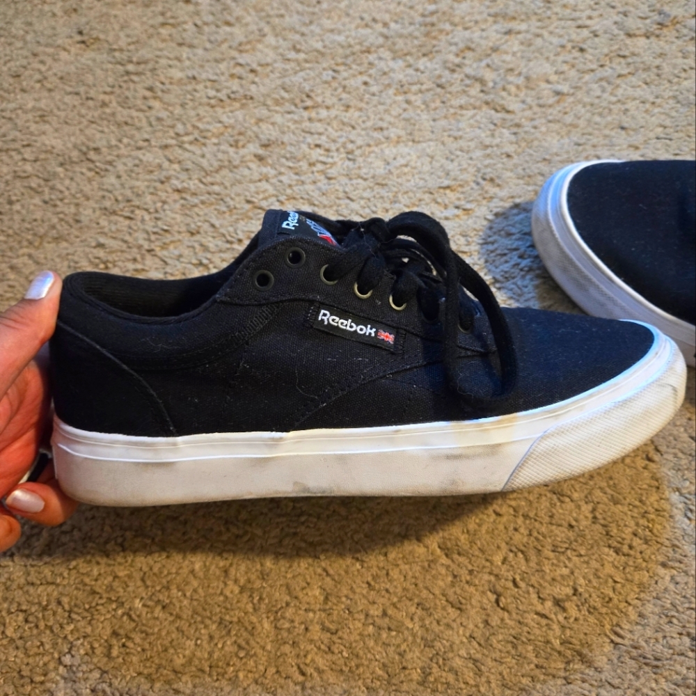 Classic reebok canvas shoes